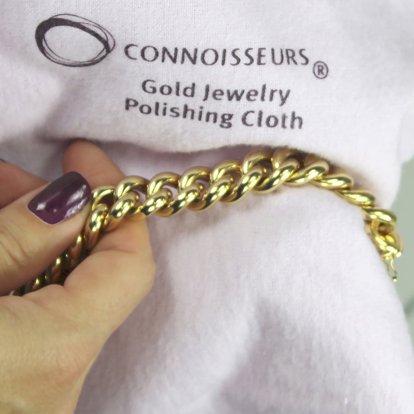 Connoisseurs All-Purpose Jewelry Cleaning Kit with Jewelry Cleaner Solution and Polishing Cloths